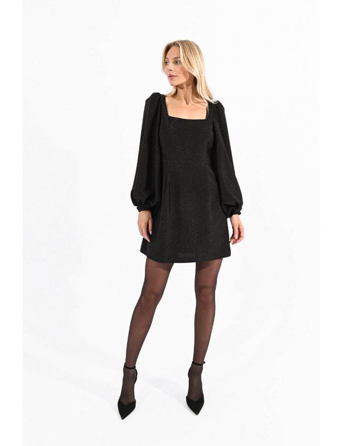 Vestido manga cheap larga corto negro