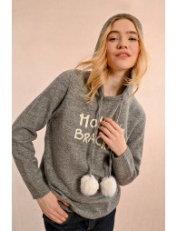 Pull pompon à capuche