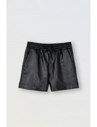 Short en simili cuir