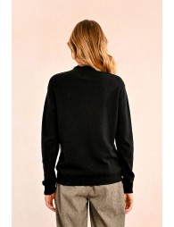 Long-sleeved viscose sweater