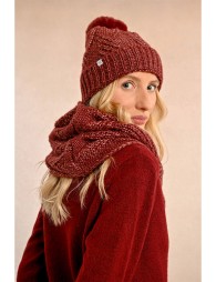 Hat and tube scarf set