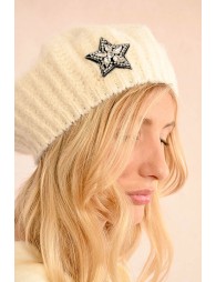 Beret with star