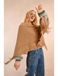 Triangle poncho