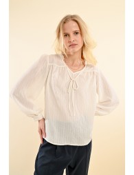 Gathered collar blouse