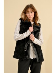 Faux fur sleeveless jacket