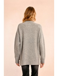 Pull oversize et asymétrique