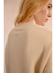 Pull oversize et asymétrique