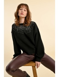 Sweater with sequin