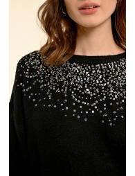 Sweater with sequin