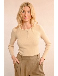 Fine ribbed and buttoned sweater