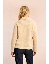 Loose knitted cardigan