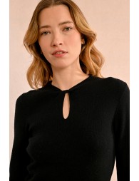 Knitted sweater, fancy neckline