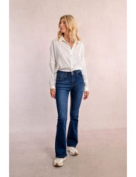 Boot-cut jeans