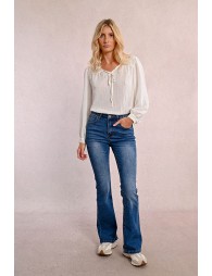 Boot-cut jeans