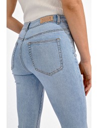 Boot-cut jeans