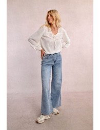 High-waisted wide-leg jeans