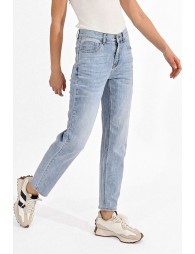 Mom jeans