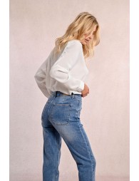 Straight jeans