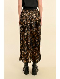 Long pleated skirt, floral pattern