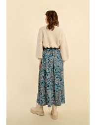 Buttoned mid-length skirt