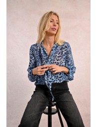 Leopard blouse with pussy-bow collar