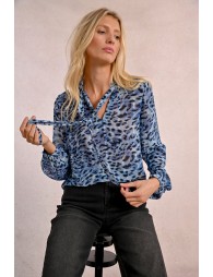 Leopard blouse with pussy-bow collar