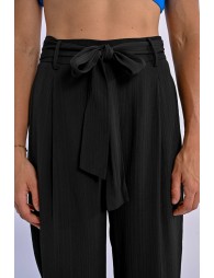 High-waisted pants, tie waist