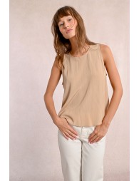 Sleeveless top