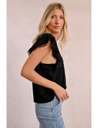 Ruffled sleeve t-shirt