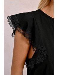 Ruffled sleeve t-shirt