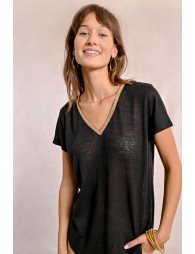 Flowy V-neck T-shirt