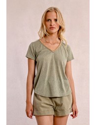 Flowy V-neck T-shirt