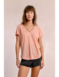 Flowy V-neck T-shirt