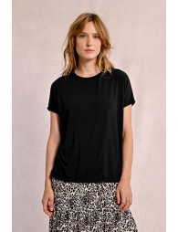 Straight short-sleeved t-shirt