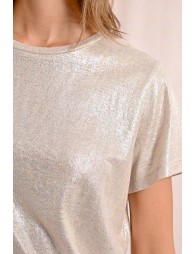 Straight, iridescent t-shirt