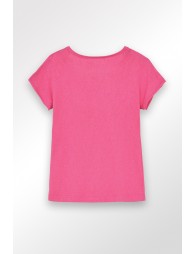 V-neck t-shirt