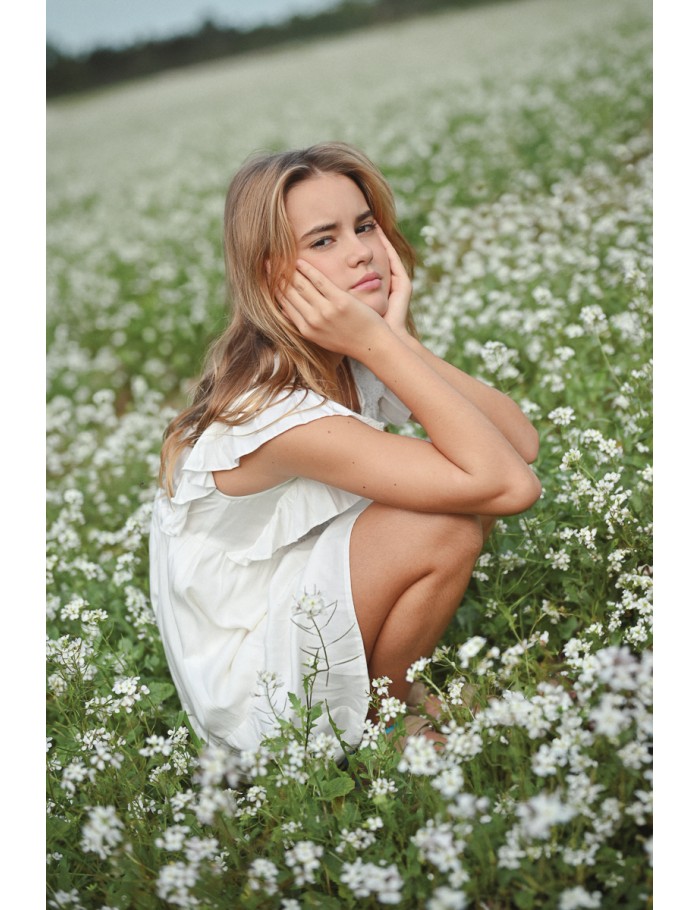 Vestido de manga corta mariposa con volantes