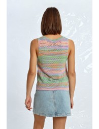 Sleeveless knit sweater