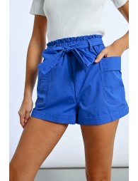 Short corto con lazada