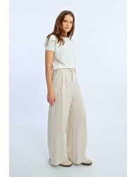 Pleated linen pants