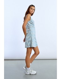 Mini-robe en jean et sequins