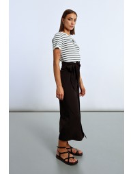 Falda midi con lazada