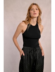 Top escote halter con cuello cerrado