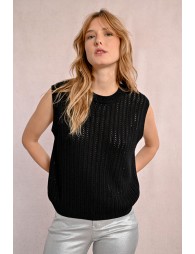 Sleeveless sweater