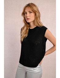 Sleeveless sweater