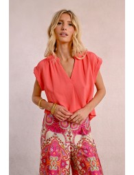 Flowy blouse top