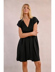 Short pleated dress