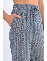 Pantalón largo con estampado y lazada