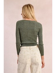 Fitted knit sweater with wide collar