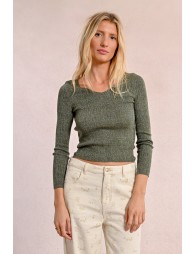 Fitted knit sweater with wide collar